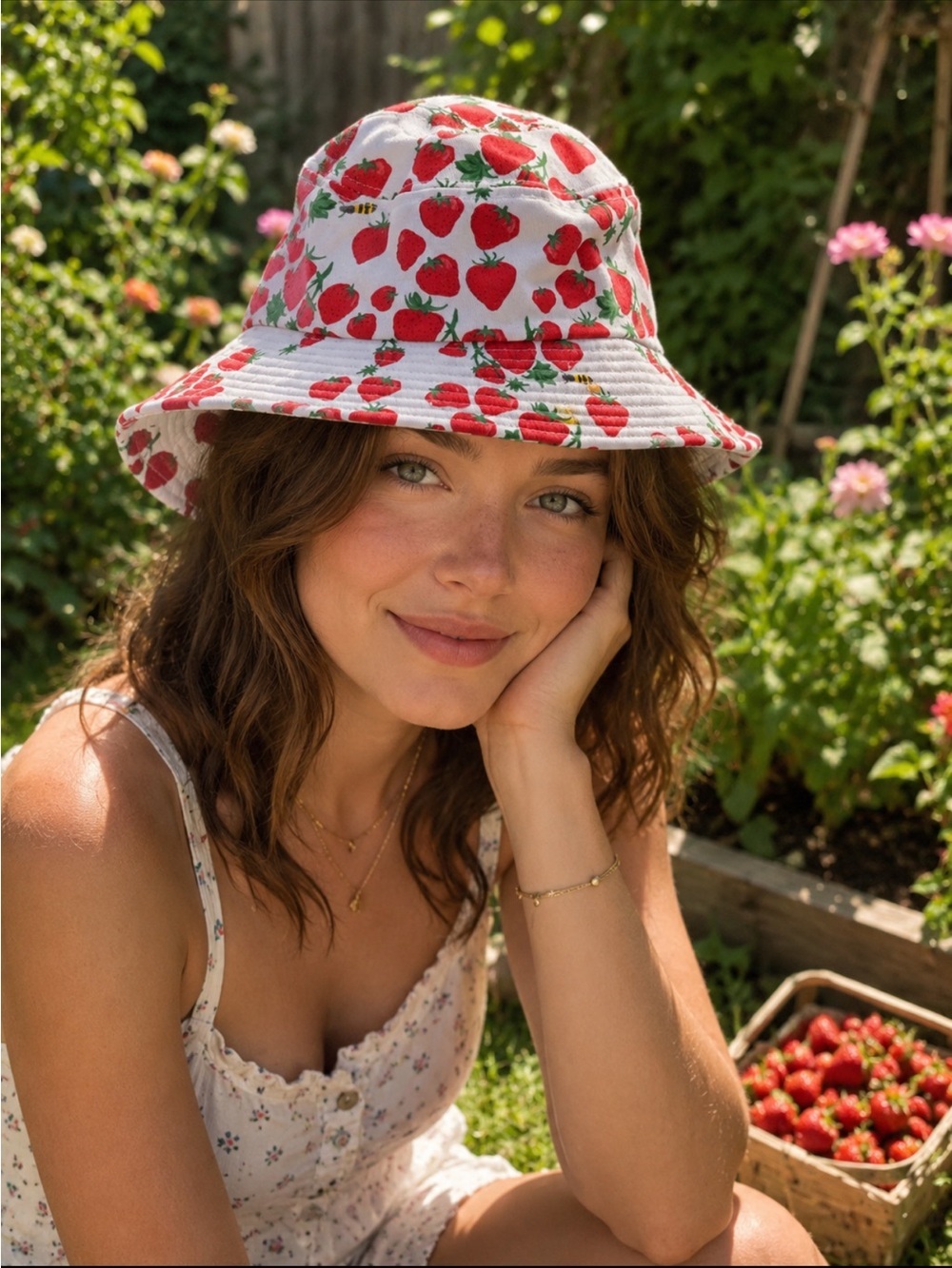 Helmstedt Strawberry Bucket Hat NWOT